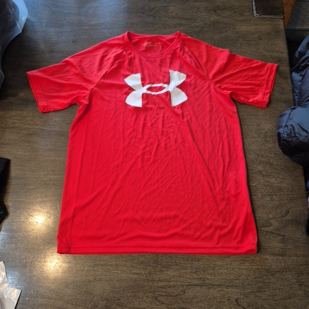 Under Armour Boys Red T-Shirt